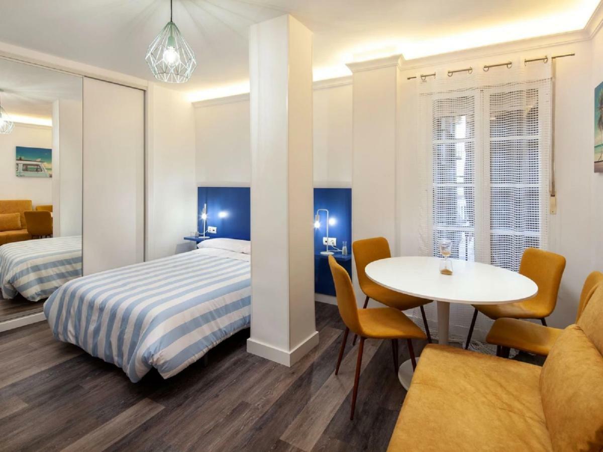 Duende Apartments Малага Экстерьер фото